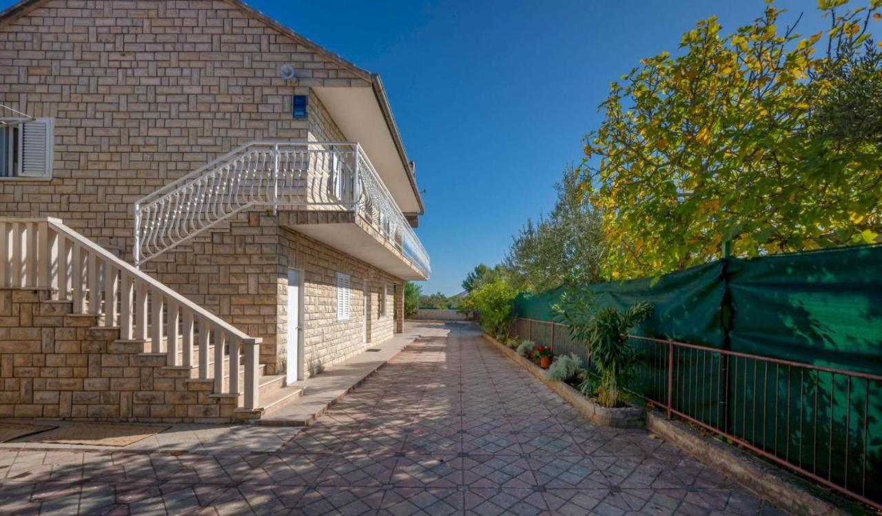 Apartments Matija Rogoznica  Exterior foto